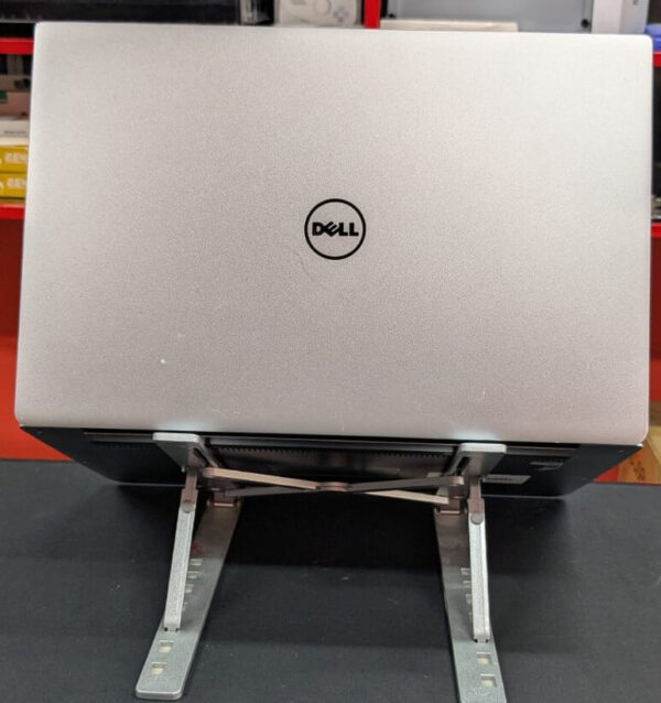 Dell XPS 13 9350 | i7 7th Generation - Image 2