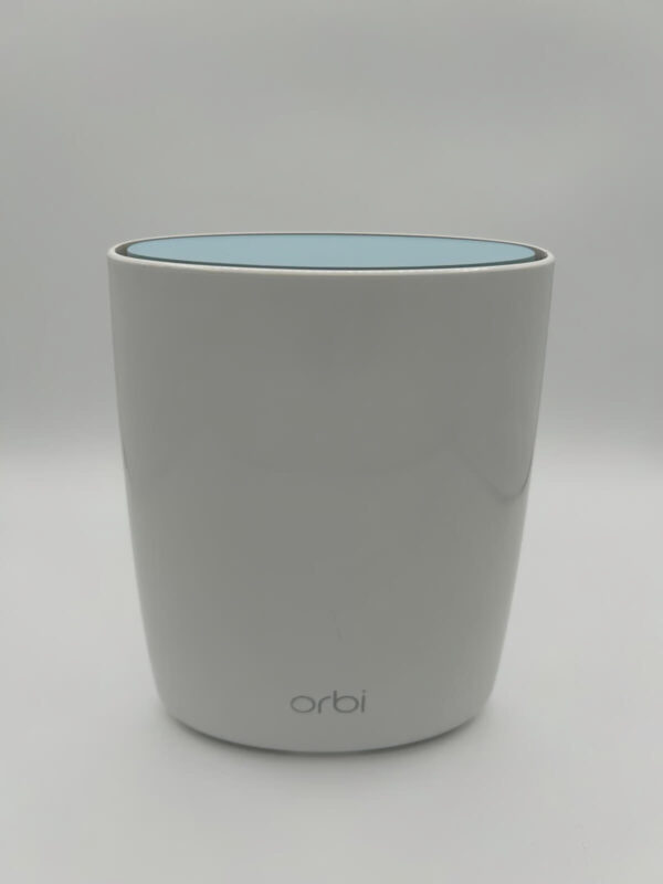 NETGEAR Orbi RBR50 AC3000 Tri-band WiFi Router (USED)